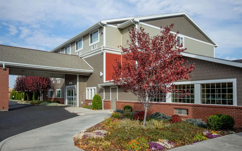 Coast Hilltop Inn Main image